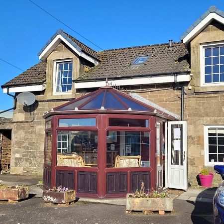 แบลร์เมนส์ เกสท์เฮาส์ Hotel Kirk of Shotts ภายนอก รูปภาพ