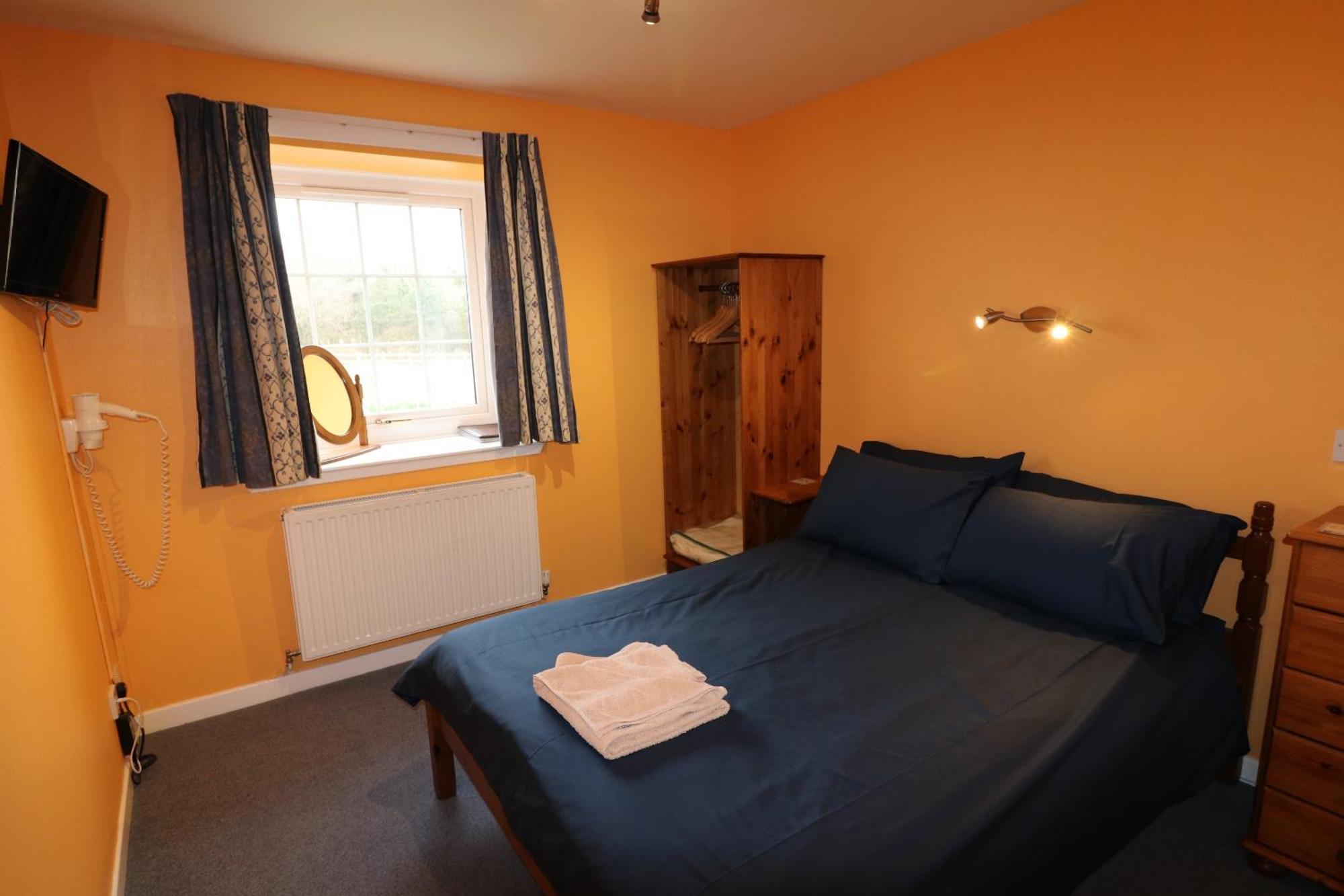 แบลร์เมนส์ เกสท์เฮาส์ Hotel Kirk of Shotts ห้อง รูปภาพ